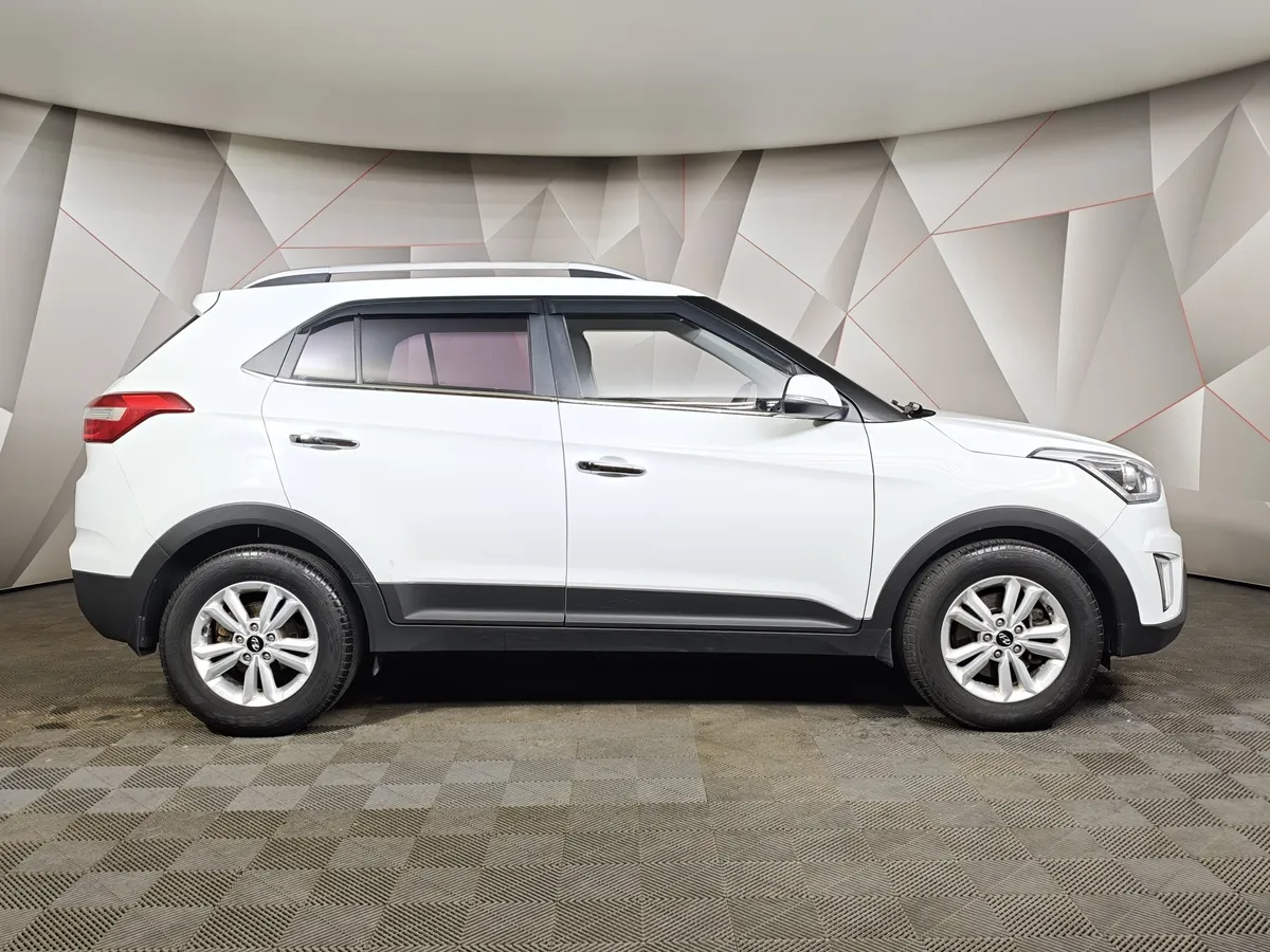 Hyundai Creta 2.0 AT AWD (149 л.с.) Travel + Advanced + Style Белый в АВИЛОН. Слайд №6