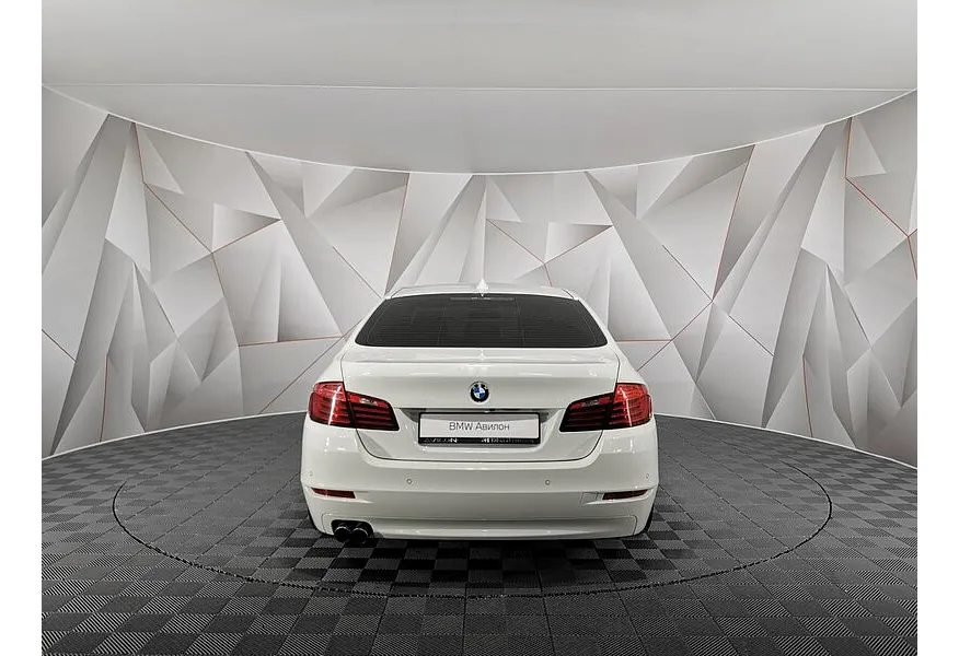BMW 5 серия 520d Steptronic (190 л.с.) Белый в АВИЛОН. Слайд №4