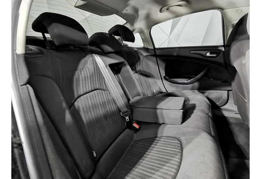 Citroen C5 1.7 MT (125 л.с.) Черный в АВИЛОН. Слайд №14