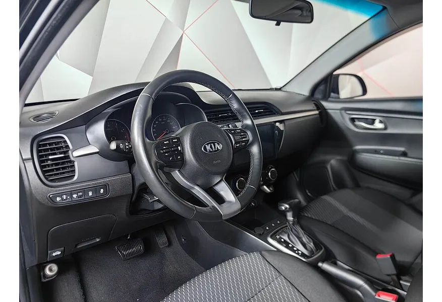 Kia Rio X-Line 1.6 AT (123 л.с.) Comfort Черный в АВИЛОН. Слайд №18