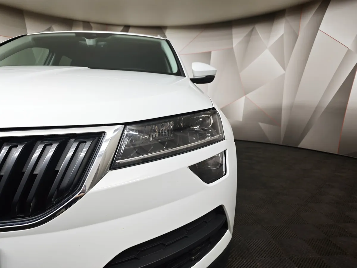 Skoda Karoq 1.4 AT FWD (150 л.с.) Ambition Белый в АВИЛОН. Слайд №10