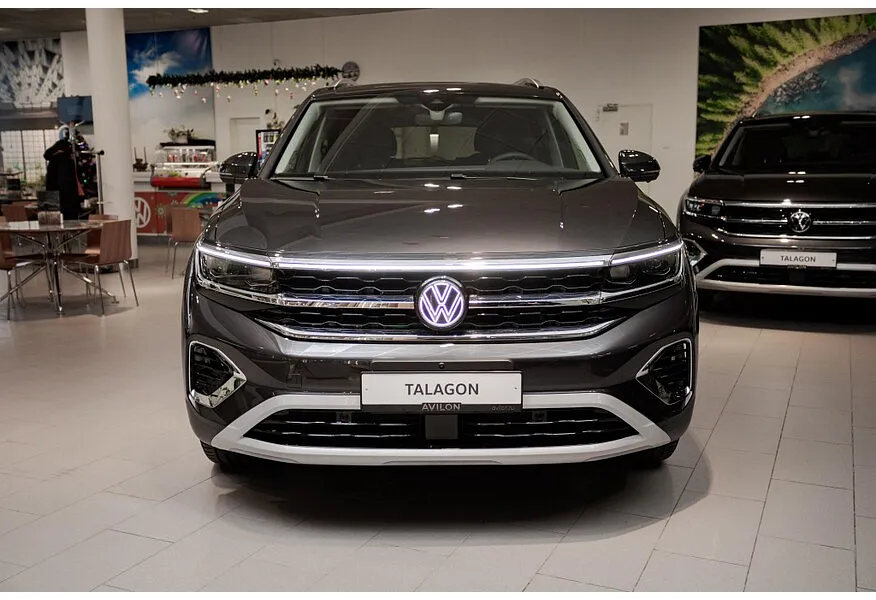 Volkswagen Talagon 2.0 7DSG AWD (220 л.с.) Luxury Wonderland Pro Черный в АВИЛОН. Слайд №3 Volkswagen Talagon 2.0 7DSG AWD (220 л.с.) Luxury Wonderland Pro Черный в АВИЛОН. Слайд №3