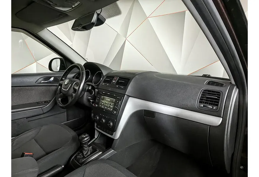 АВИЛОН - Skoda Yeti 1.2 TSI DSG (105 л.с.) Active Красный - slide 14
