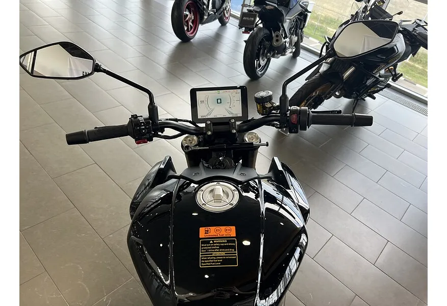 LIVE. Слайд №9