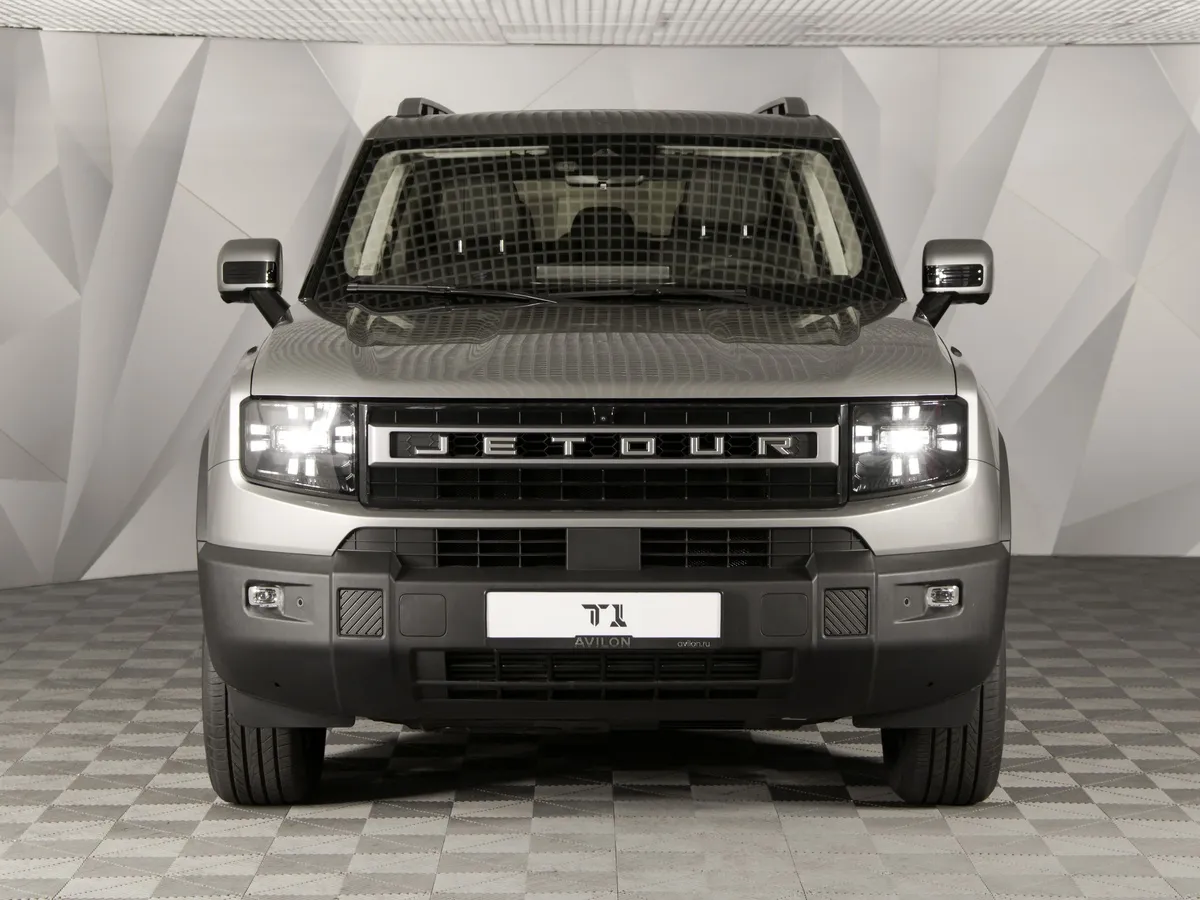 JETOUR T1 2.0T AT 4WD (245 л.с.) Luxury Серебристый в АВИЛОН. Слайд №2