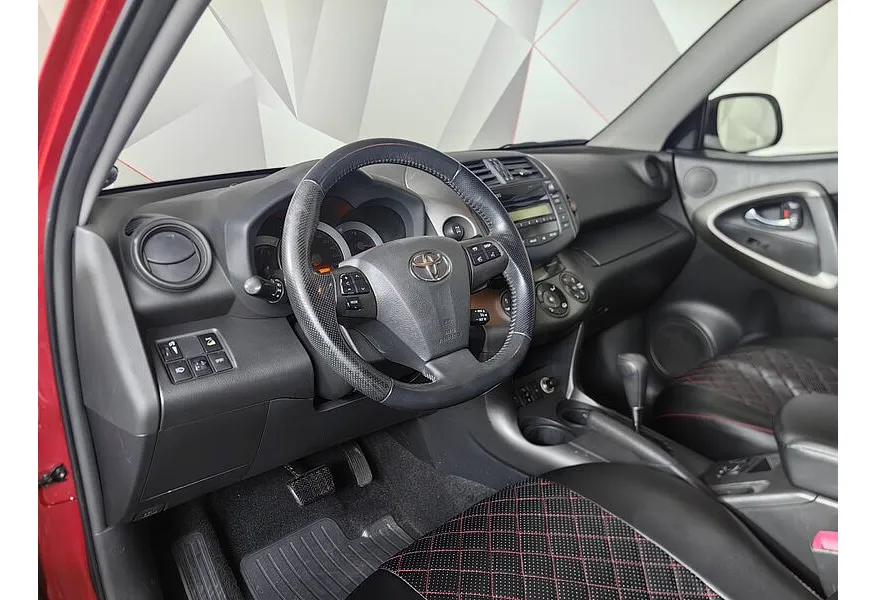 Toyota RAV4 2.0 CVT (158 л.с.) Красный в АВИЛОН. Слайд №18