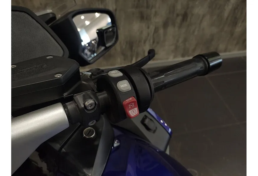 BMW Motorrad R 1200 RT R 1200 RT 1170 см³ (125) 1170 Синий в АВИЛОН. Слайд №8