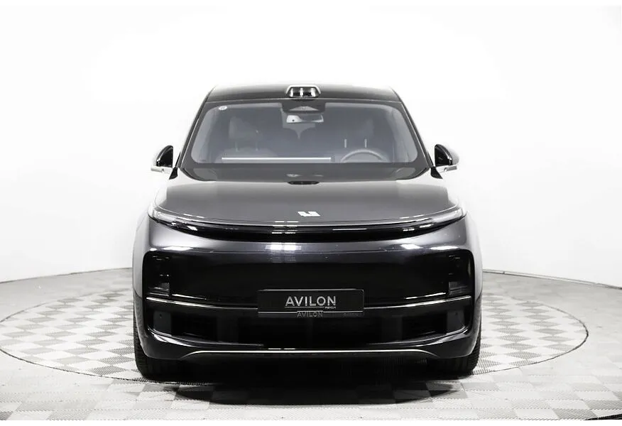 Li Auto L9 1.5 AT 4WD (449 л.с.) Ultra Черный в АВИЛОН. Слайд №3