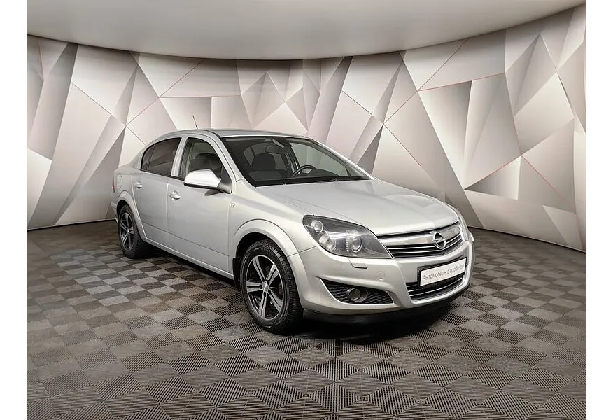 Opel Astra 1.8 AT (140 л.с.) base Серебристый в АВИЛОН. Слайд №3