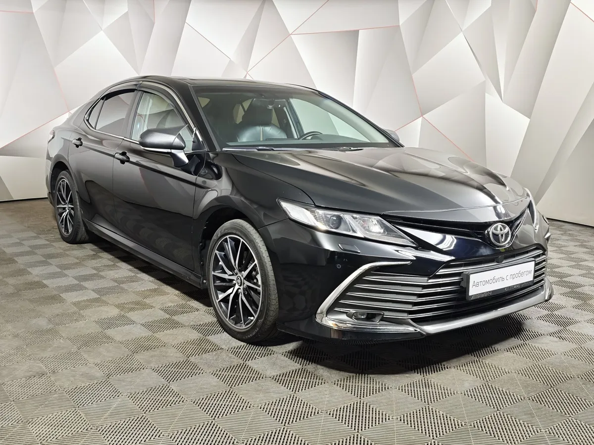 Toyota Camry 2.5 AT (181 л.с.) Черный в АВИЛОН. Слайд №3