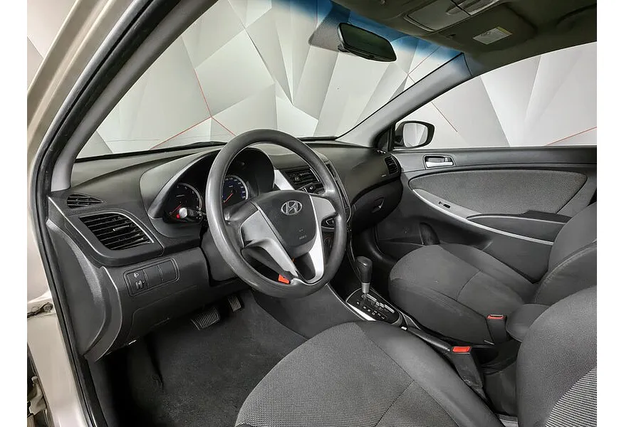 Hyundai Solaris 1.6 AT (123 л.с.) Active Plus Бежевый в АВИЛОН. Слайд №10