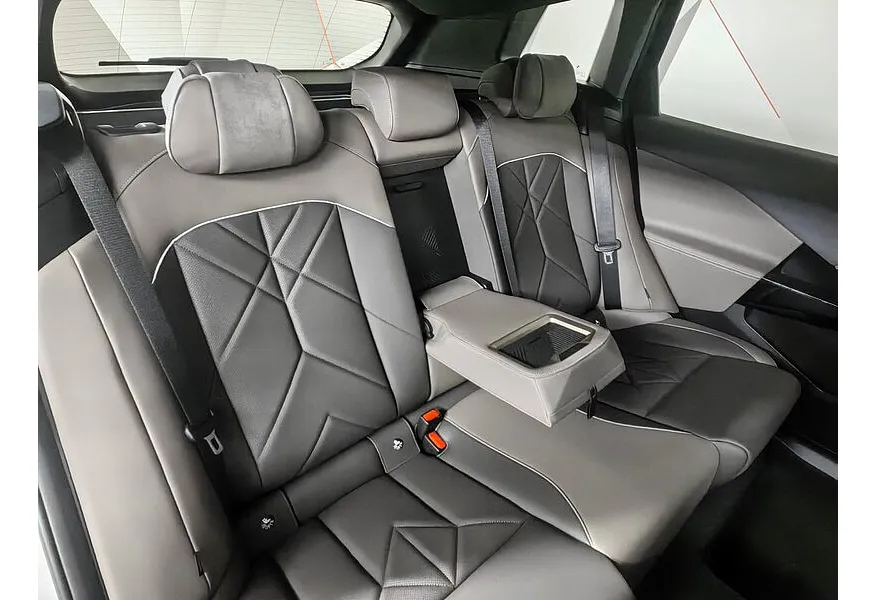 BMW X3 xDrive30L AT (258 л.с.) Белый в АВИЛОН. Слайд №13 BMW X3 xDrive30L AT (258 л.с.) Белый в АВИЛОН. Слайд №13