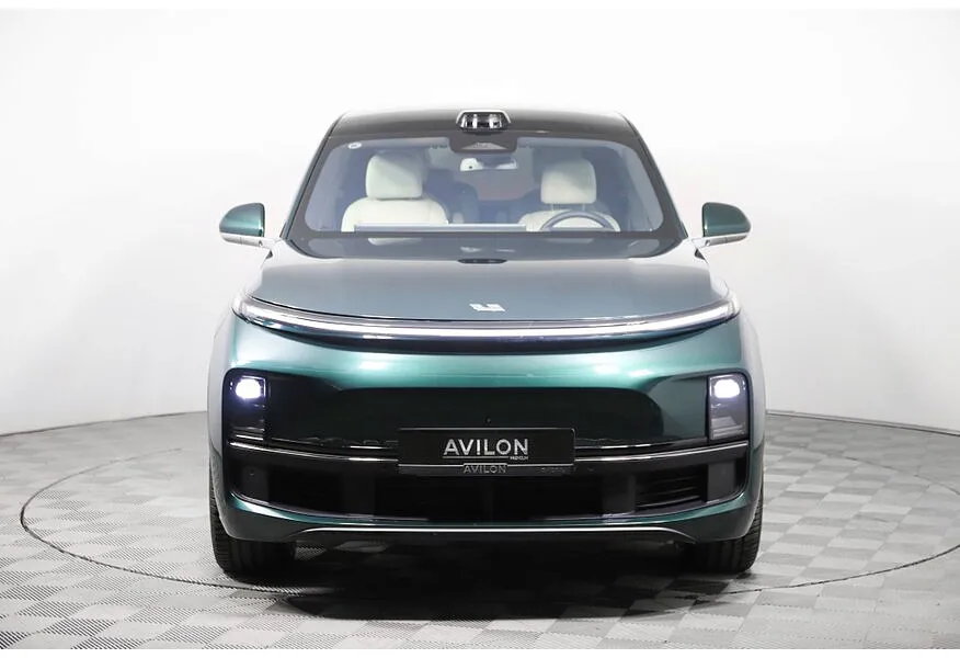 Li Auto L9 1.5 AT 4WD (449 л.с.) Ultra Зеленый в АВИЛОН. Слайд №3