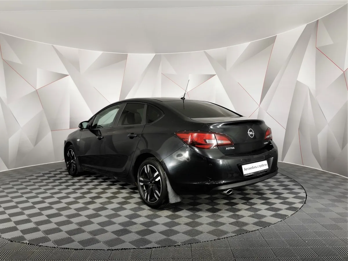 Opel Astra 1.4 Turbo AT (140 л.с.) Черный в АВИЛОН. Слайд №3