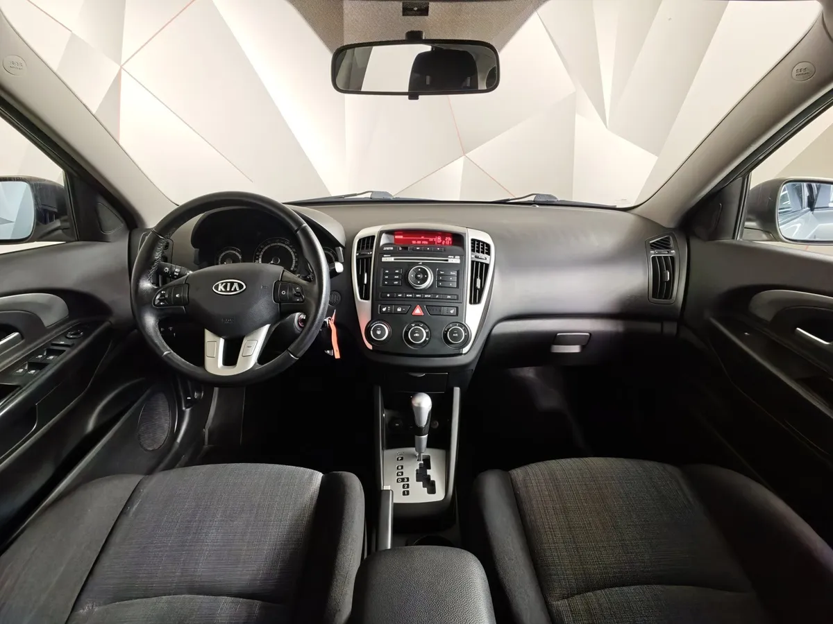 Kia Ceed 1.6 AT (122 л.с.) Люкс Серебристый в АВИЛОН. Слайд №14