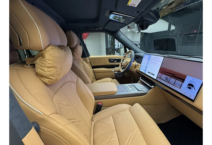 Zeekr 9X 2.0h AT 4WD (1177 л.с.) Hyper Черный в АВИЛОН. Слайд №13