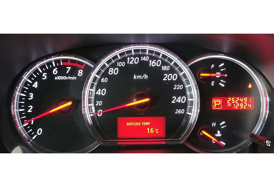 Nissan Teana 2.5 Xtronic (182 л.с.) Серебристый в АВИЛОН. Слайд №19