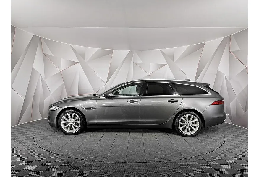 Jaguar XF 2.0 D AT AWD (240 л.с.) SE Серый в АВИЛОН. Слайд №5