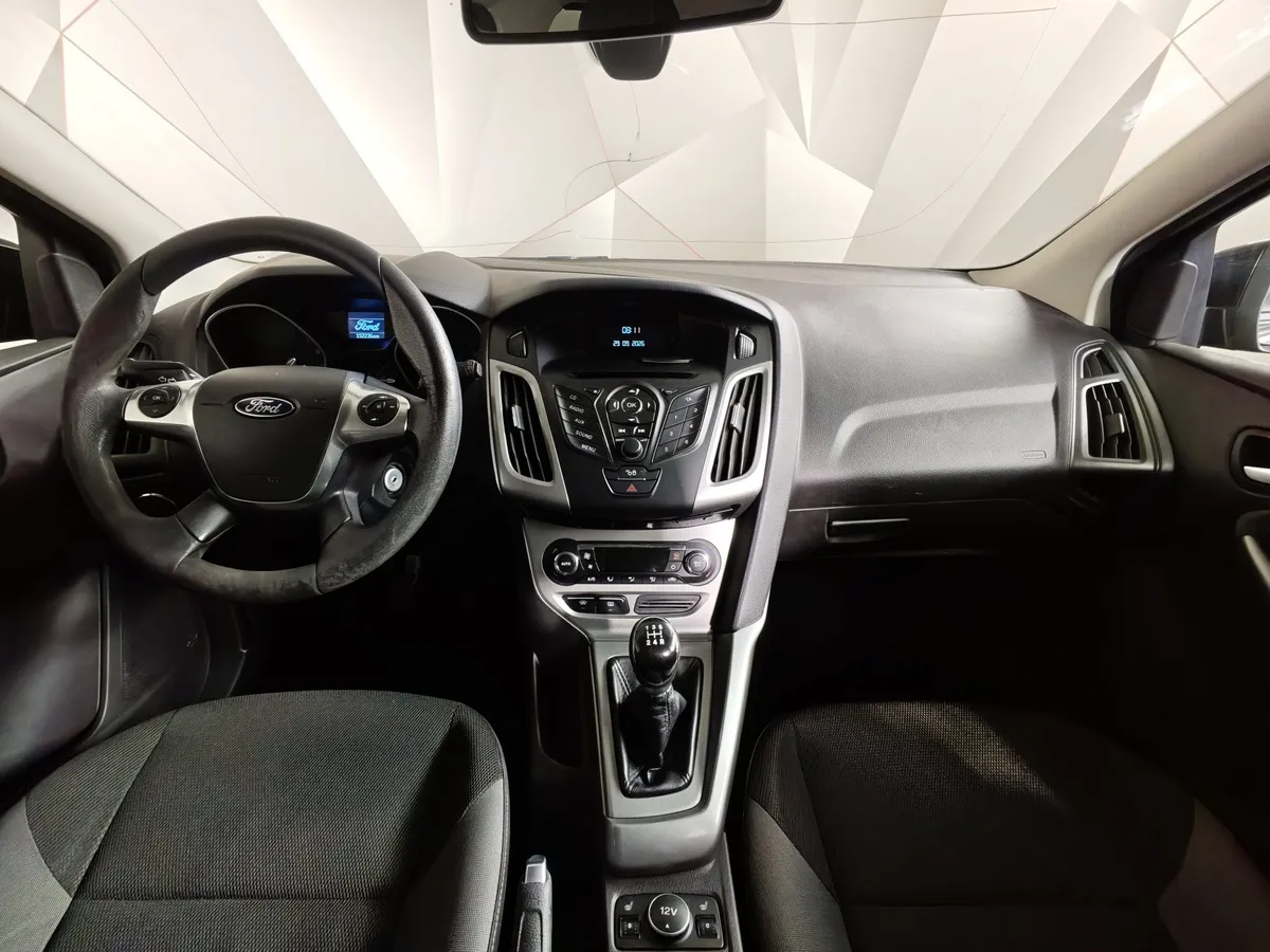 Ford Focus 2.0 MT (150 л.с.) Trend Черный в АВИЛОН. Слайд №14