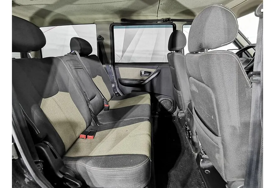 УАЗ Patriot 2.7 MT 4WD (128 л.с.) Черный в АВИЛОН. Слайд №17