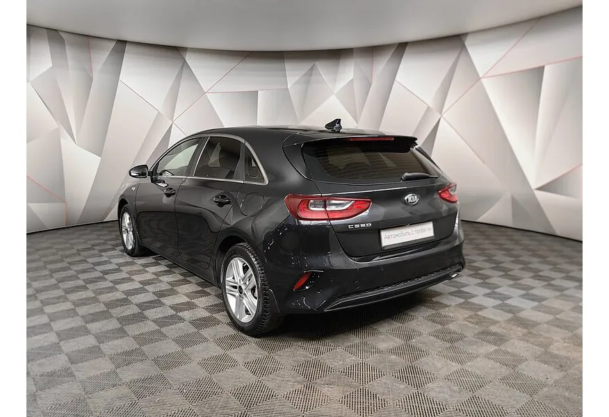 Kia Ceed 1.6 AT (129 л.с.) Classic Черный в АВИЛОН. Слайд №4