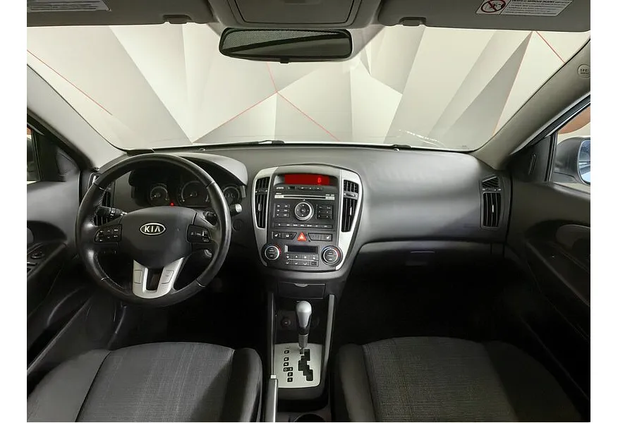 АВИЛОН - Kia Ceed 1.6 AT (122 л.с.) Luxe Белый - slide 8