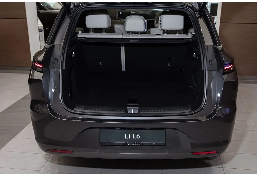 Li Auto L6 1.5 AT 4WD (150 л.с.) Pro Серый в АВИЛОН. Слайд №15