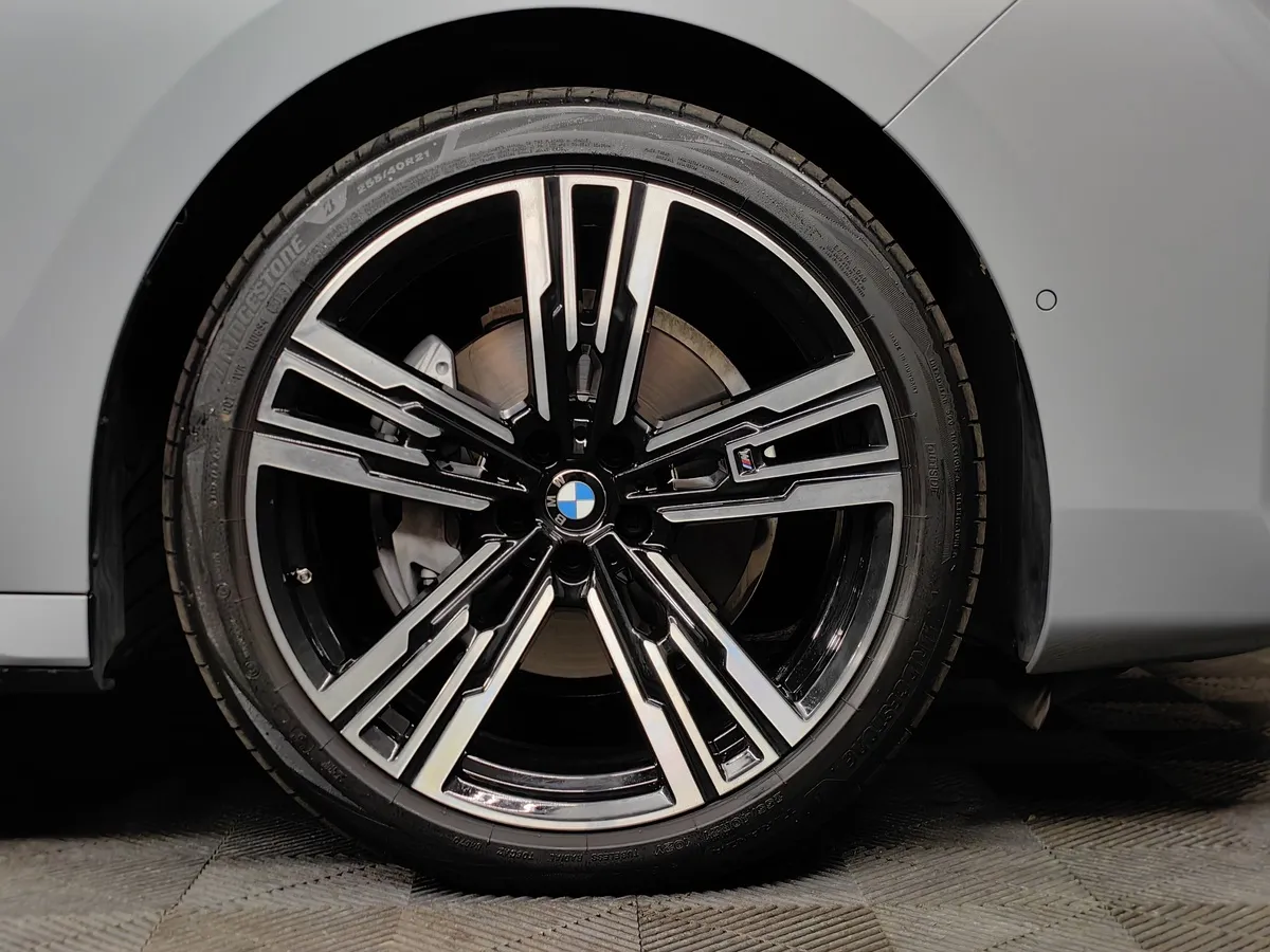 BMW 7 серия 735i Steptronic (286 л.с.) Серый в АВИЛОН. Слайд №7