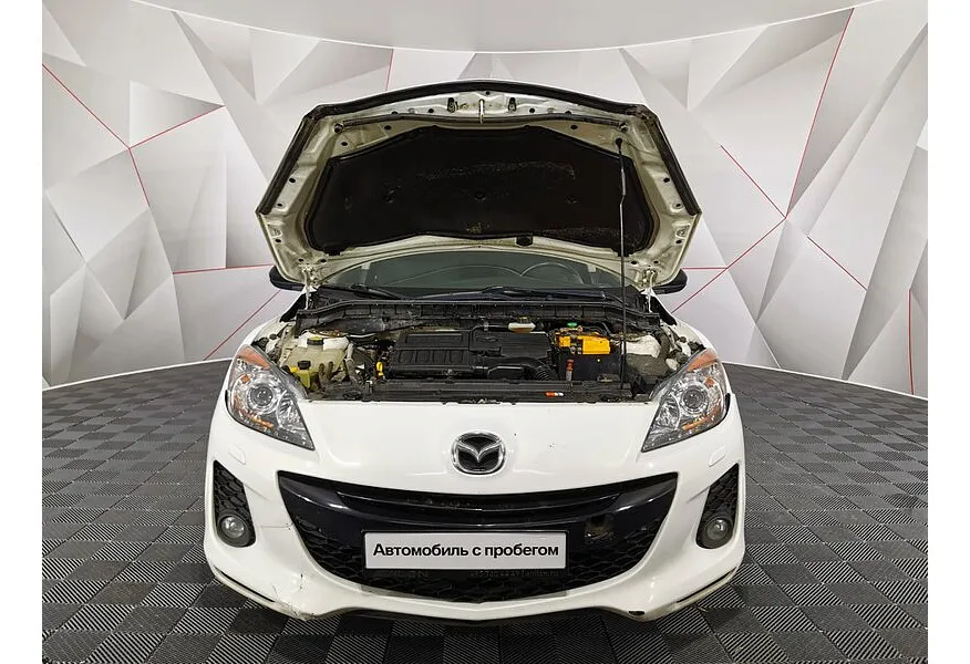 Mazda 3 1.6 AT (105 л.с.) Белый в АВИЛОН. Слайд №11