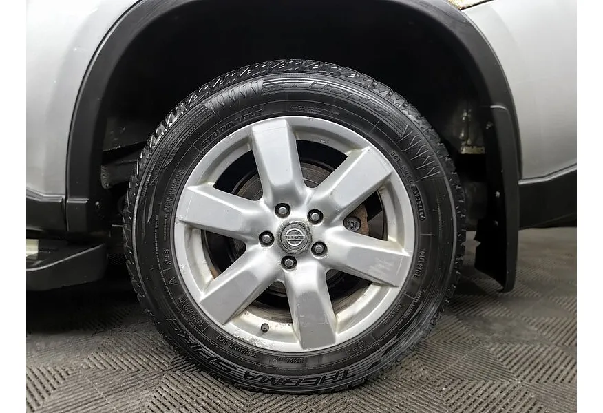 Nissan X-Trail 2.0 TD MT AWD (150 л.с.) Серебристый в АВИЛОН. Слайд №7