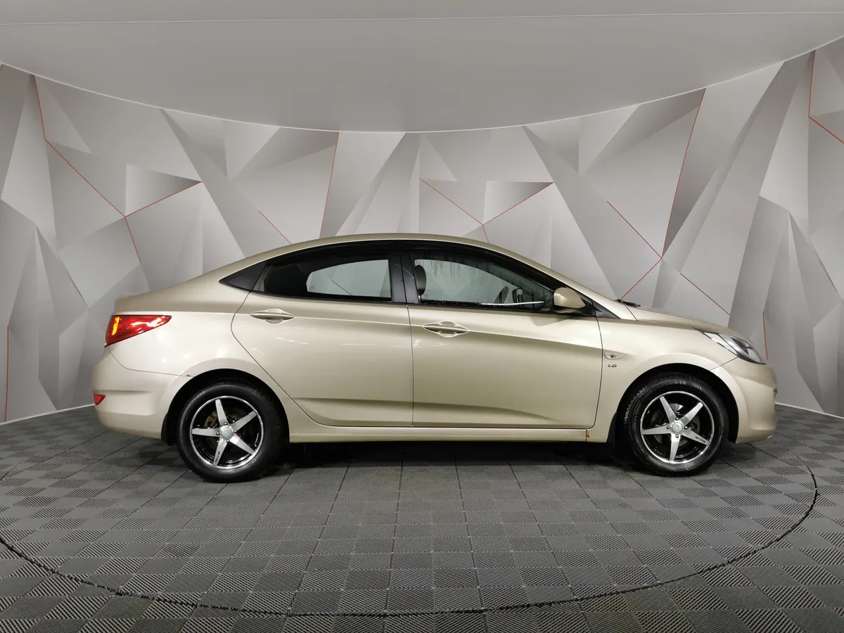 Hyundai Solaris 1.6 AT (123 л.с.) Comfort Серый в АВИЛОН. Слайд №6