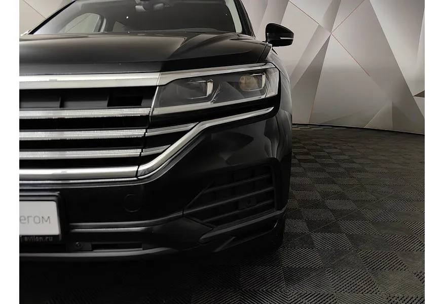 Volkswagen Touareg 2.0 TSI Tiptronic 4Motion (249 л.с.) Respect Черный в АВИЛОН. Слайд №10