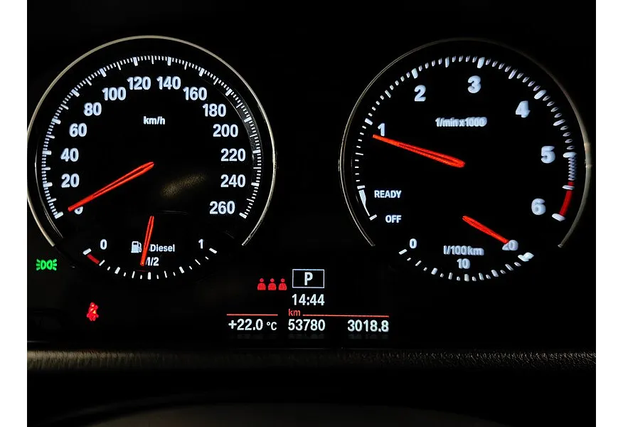 BMW X2 18d xDrive AT (150 л.с.) M Sport Серый в АВИЛОН. Слайд №13