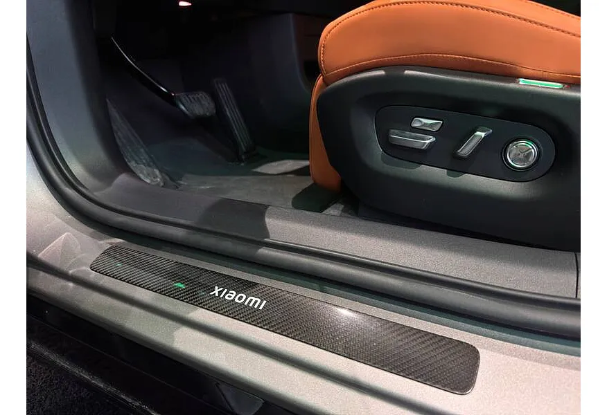 Xiaomi YU7 AT 4WD (690 л.с.) MAX Серый в АВИЛОН. Слайд №14