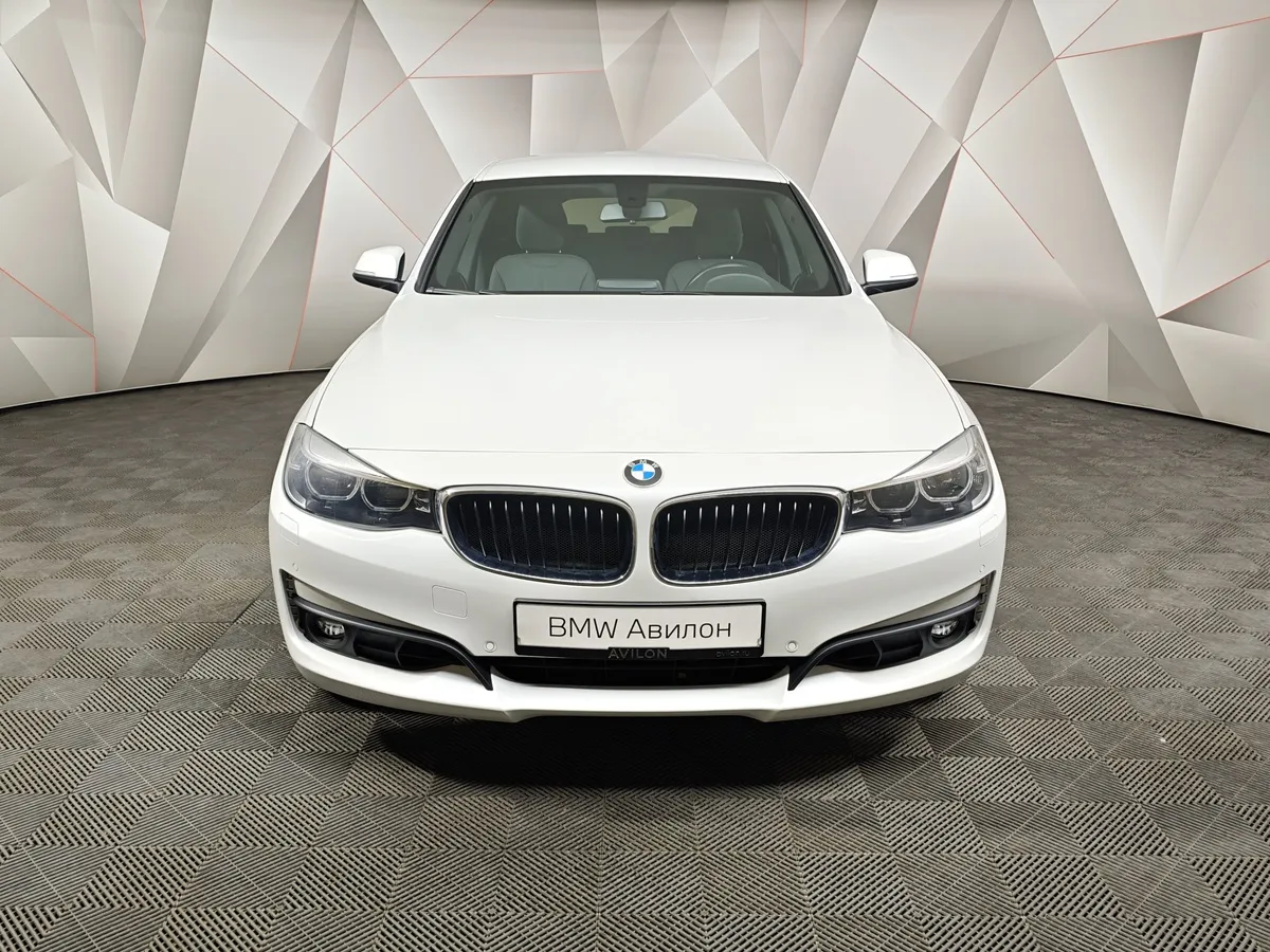 BMW 3 серия 320i xDrive AT (184 л.с.) Белый в АВИЛОН. Слайд №3
