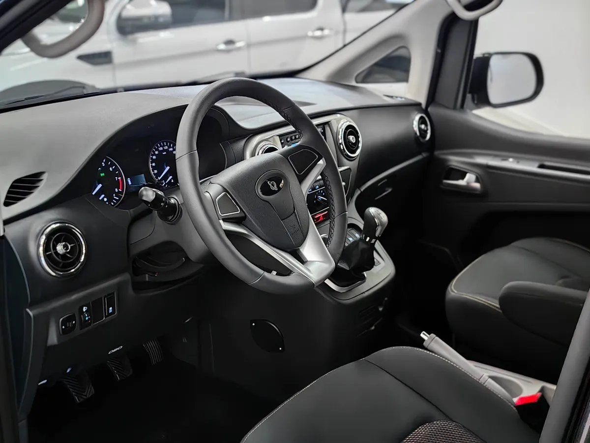 Sollers SF1 1.5 MT (136 л.с.) Серый в АВИЛОН. Слайд №6