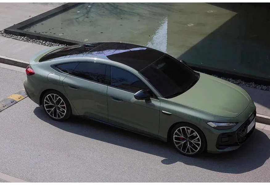 АВИЛОН - Audi A5 2.0 40 TFSI S-tronic quattro (204 л.с.) Зеленый - slide 1