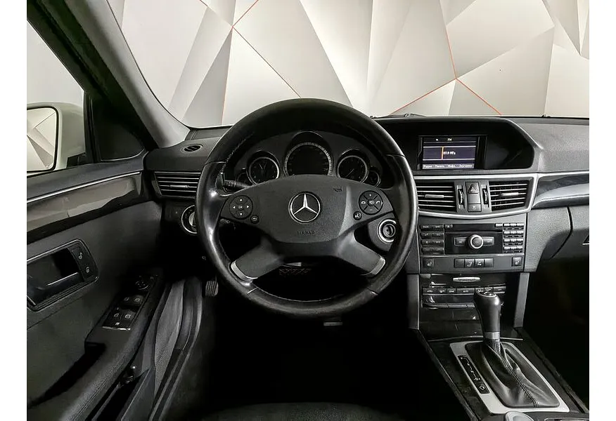 АВИЛОН - Mercedes-Benz E-Класс E 200 T CGI BlueEfficiency AT (184 л.с.) Белый - slide 14
