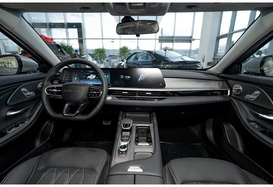 Chery Arrizo 8 1.6T DCT (150 л.с.) Ultra Black Серебристый в АВИЛОН. Слайд №9