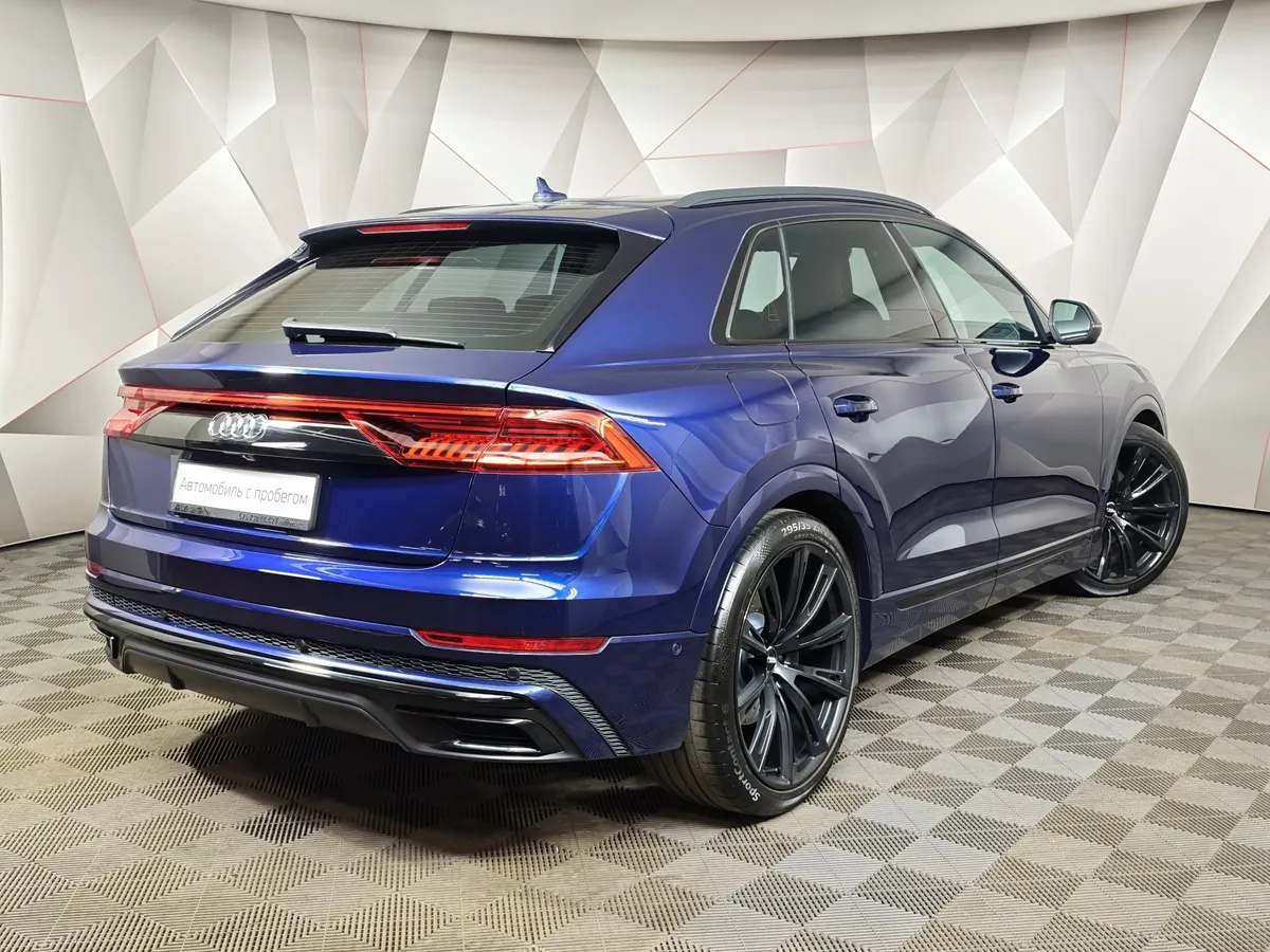 Audi Q8 45 TDI Tiptronic quattro (249 л.с.) Синий в АВИЛОН. Слайд №2