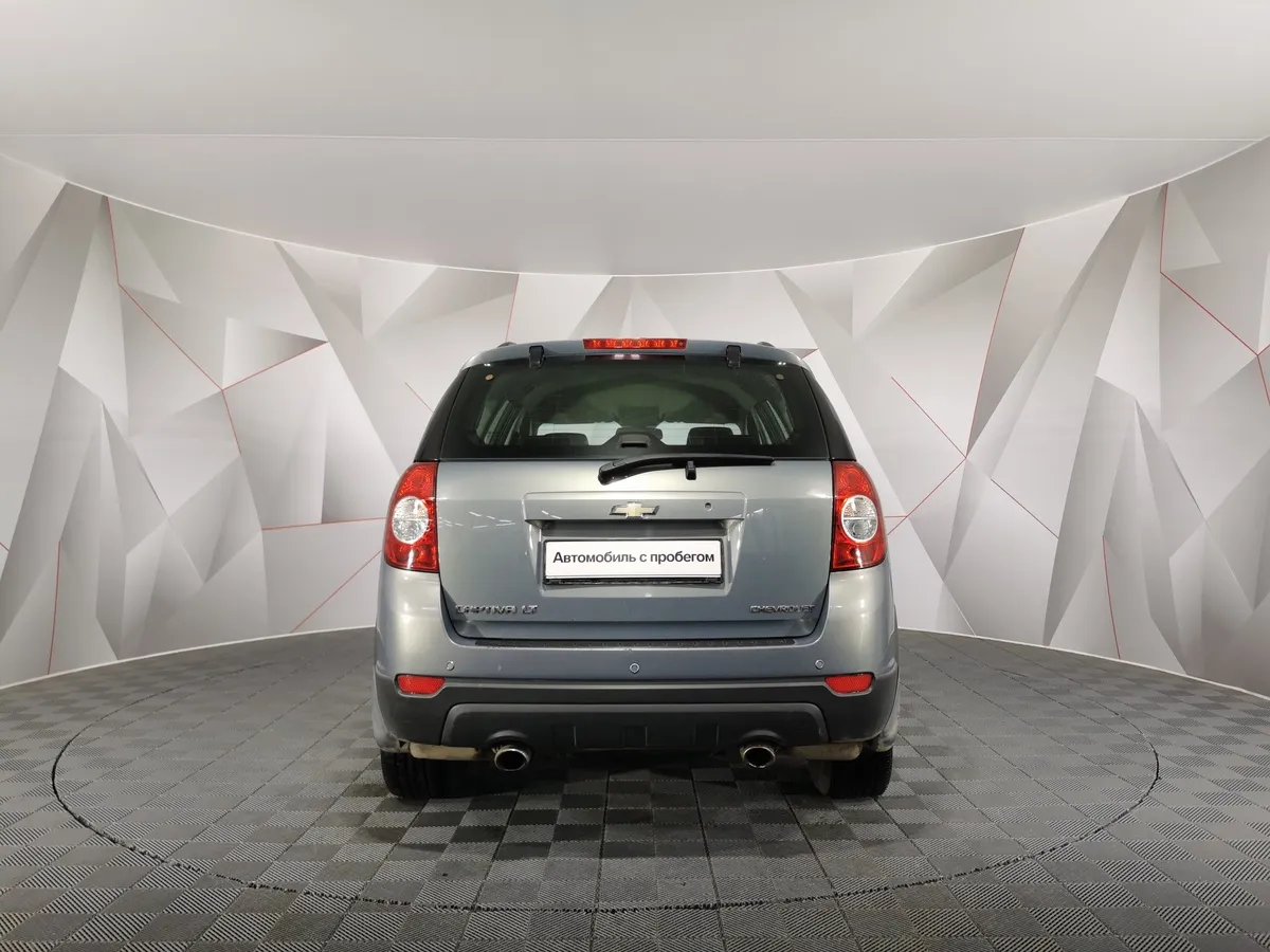 Chevrolet Captiva 2.4 AT (5 мест) (167 л.с.) LT Серый в АВИЛОН. Слайд №8