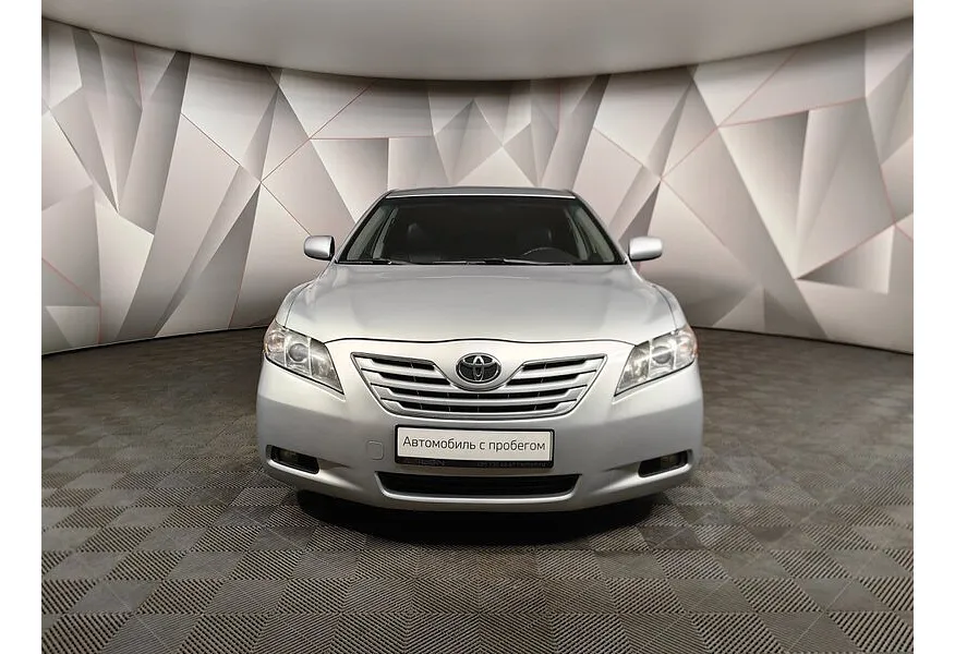 Toyota Camry 2.4 VVT-i AT (167 л.с.) Серебристый в АВИЛОН. Слайд №7