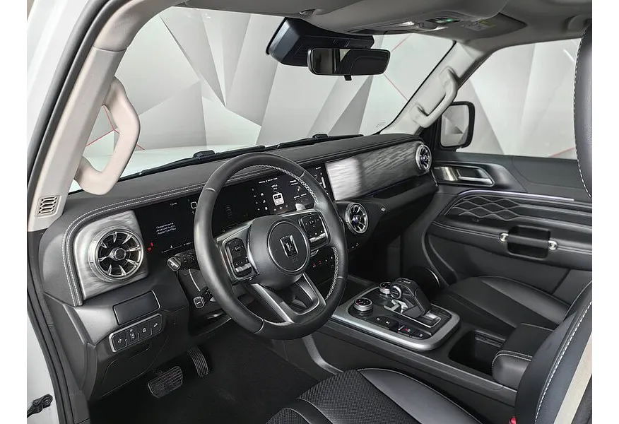АВИЛОН - TANK 300 2.0T AT 4WD (220 л.с.) Premium Белый - slide 14