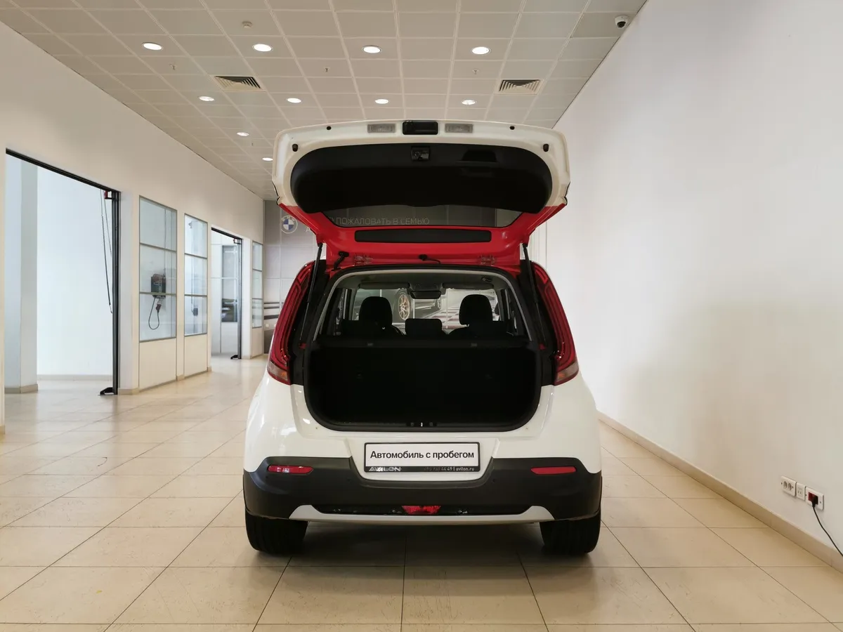 Kia Soul 1.6 MPI AT (123 л.с.) Prestige Белый в АВИЛОН. Слайд №11