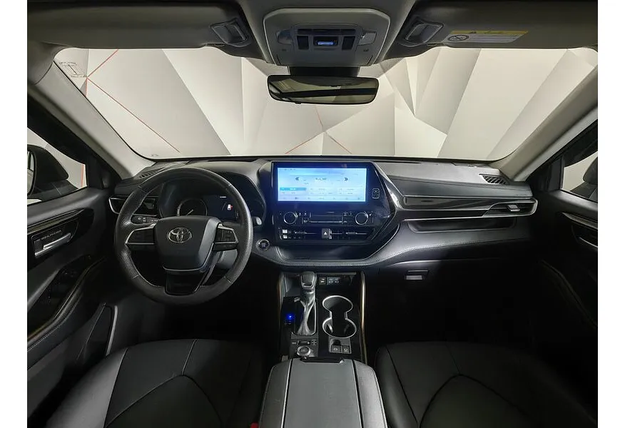 Toyota Highlander 2.0T AT 4WD (248 л.с.) 7 мест Престиж Черный в АВИЛОН. Слайд №14