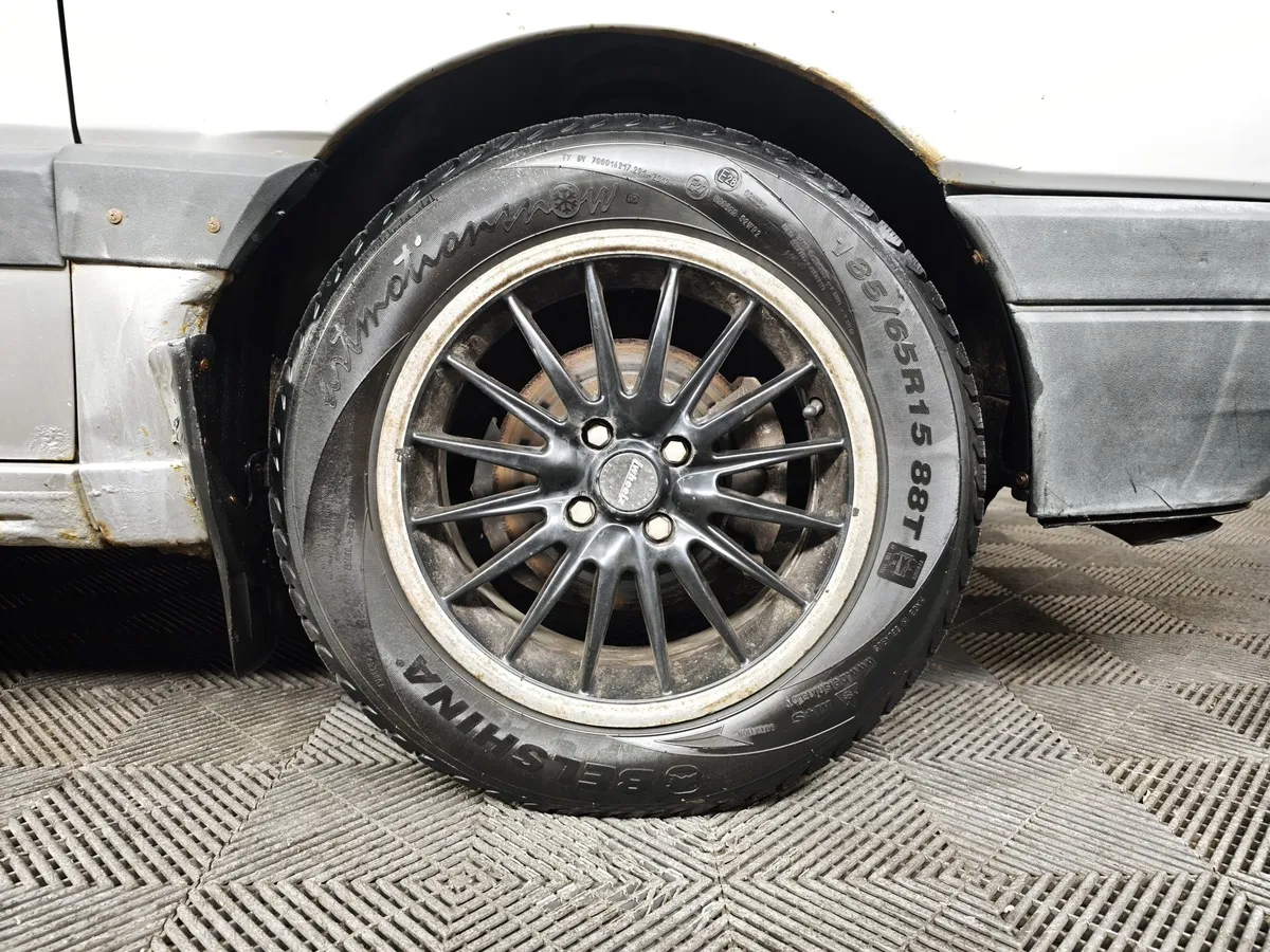 Volkswagen Passat 1.8 MT (90 л.с.) Белый в АВИЛОН. Слайд №9