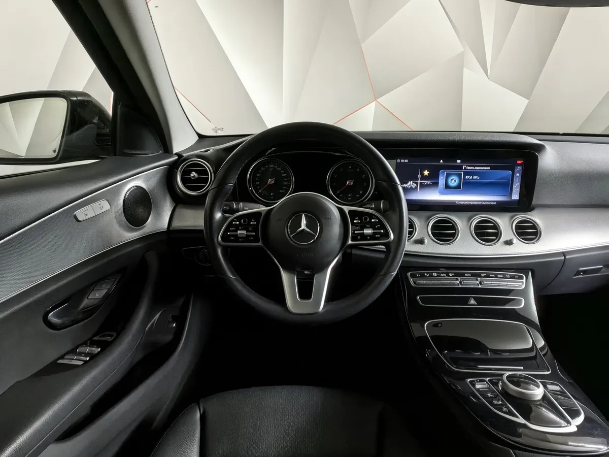 Mercedes-Benz E-Класс E 200 9G-TRONIC (197 л.с.) Premium (Локальная сборка) Черный в АВИЛОН. Слайд №20