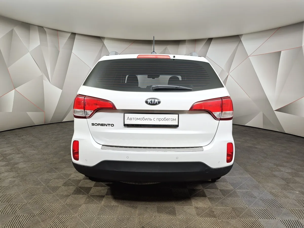 Kia Sorento 2.4 AT (175 л.с.) Classic Белый в АВИЛОН. Слайд №8