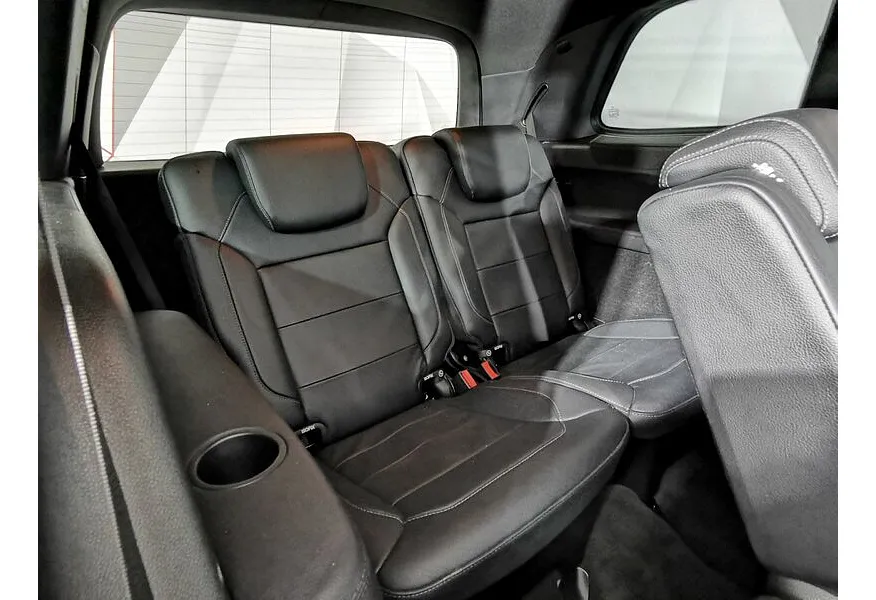 Mercedes-Benz GLS 400 4MATIC 9G-TRONIC (333 л.с.) Особая серия Черный в АВИЛОН. Слайд №22