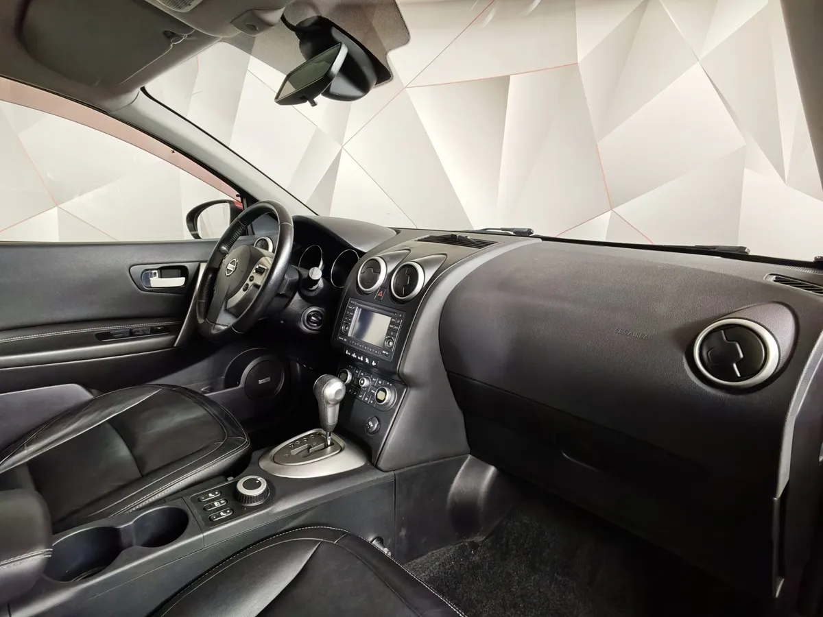 Nissan Qashqai 2.0 CVT AWD (141 л.с.) Красный в АВИЛОН. Слайд №12